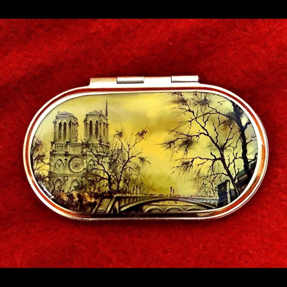 Vintage Notre Dame Paris Compact Mirror
